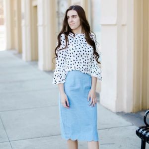 The Original Dainty Jewell’s Layering Top, size Medium, white top